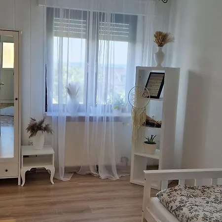 Im Teutoburger Wald Externsteine Apartmán *